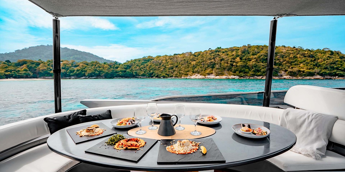 Аренда моторной яхты Azimut 55 Hype на Пхукете